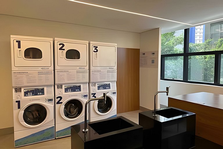 Lindo estudio Frei Caneca Paulista Sírio Libanês