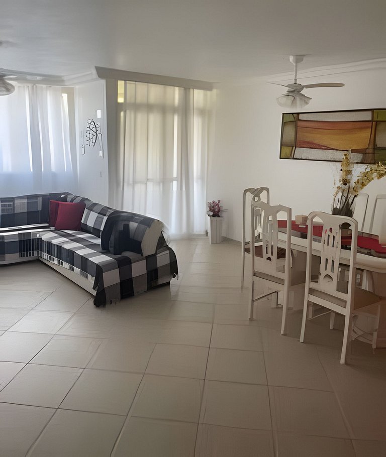 Belo Apartamento na Enseada