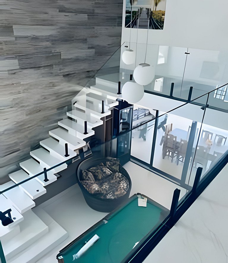 Casa de Praia em Condomínio Fechado com Piscina