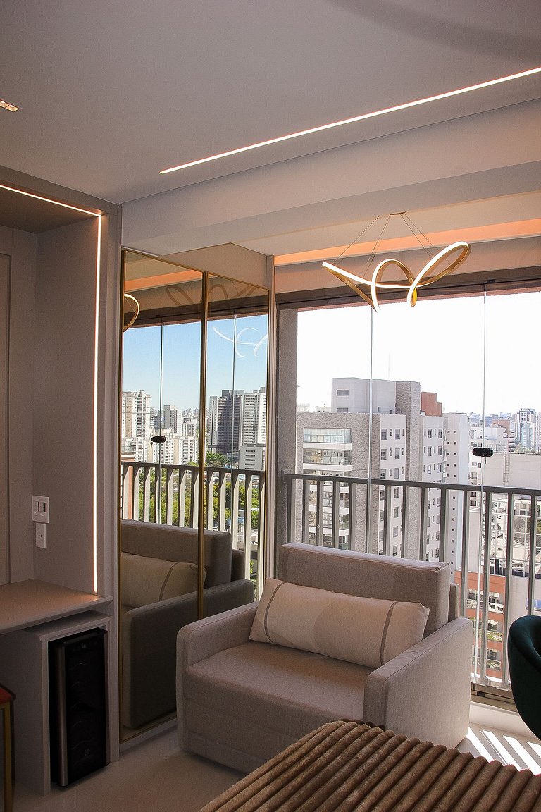 Studio Moderno com piscina, academia e coworking