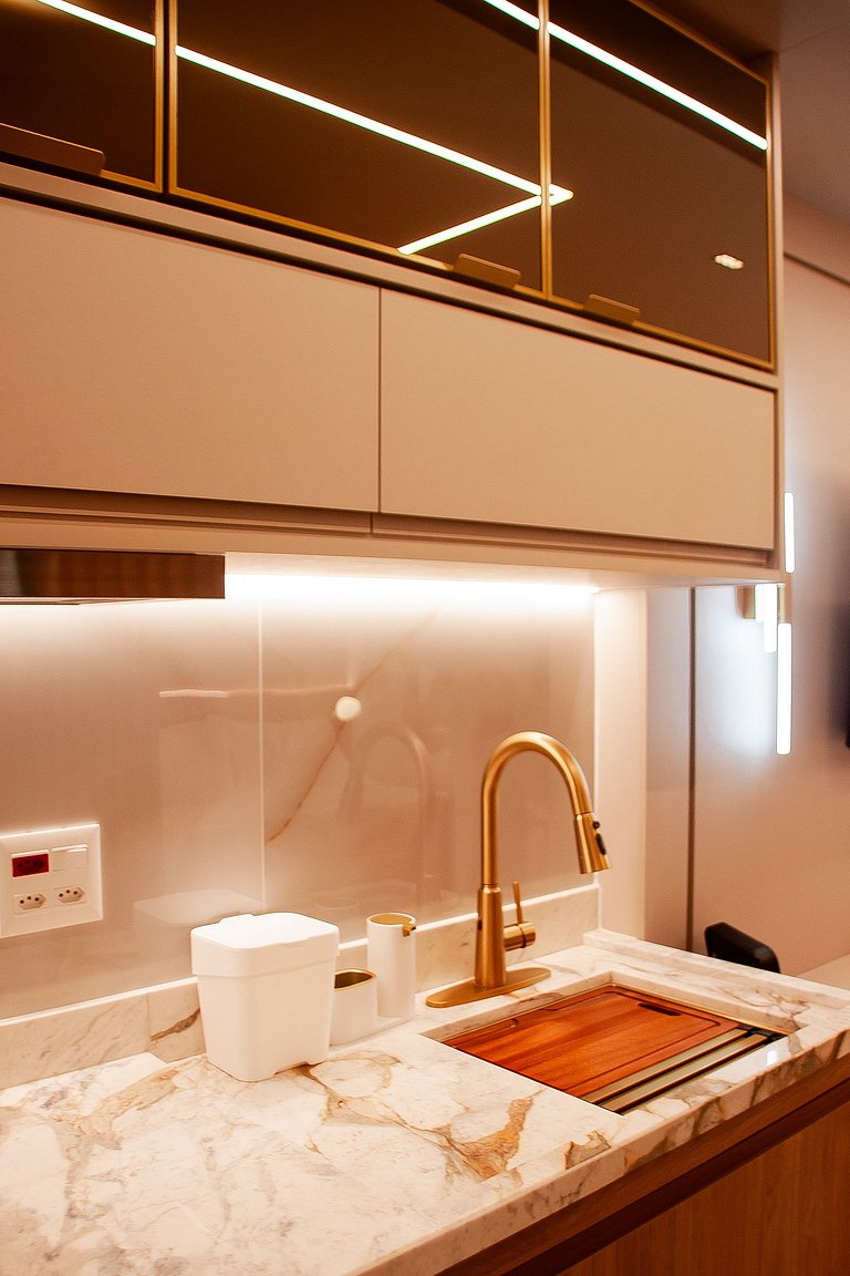Studio Moderno com piscina, academia e coworking